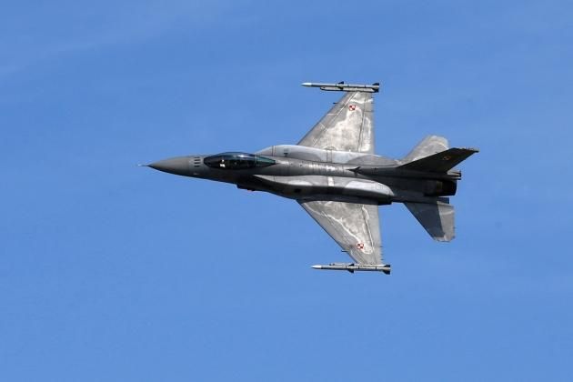 F-16 Ukraine tiến về biên giới Moldova và... biến mất khỏi radar- Ảnh 1.