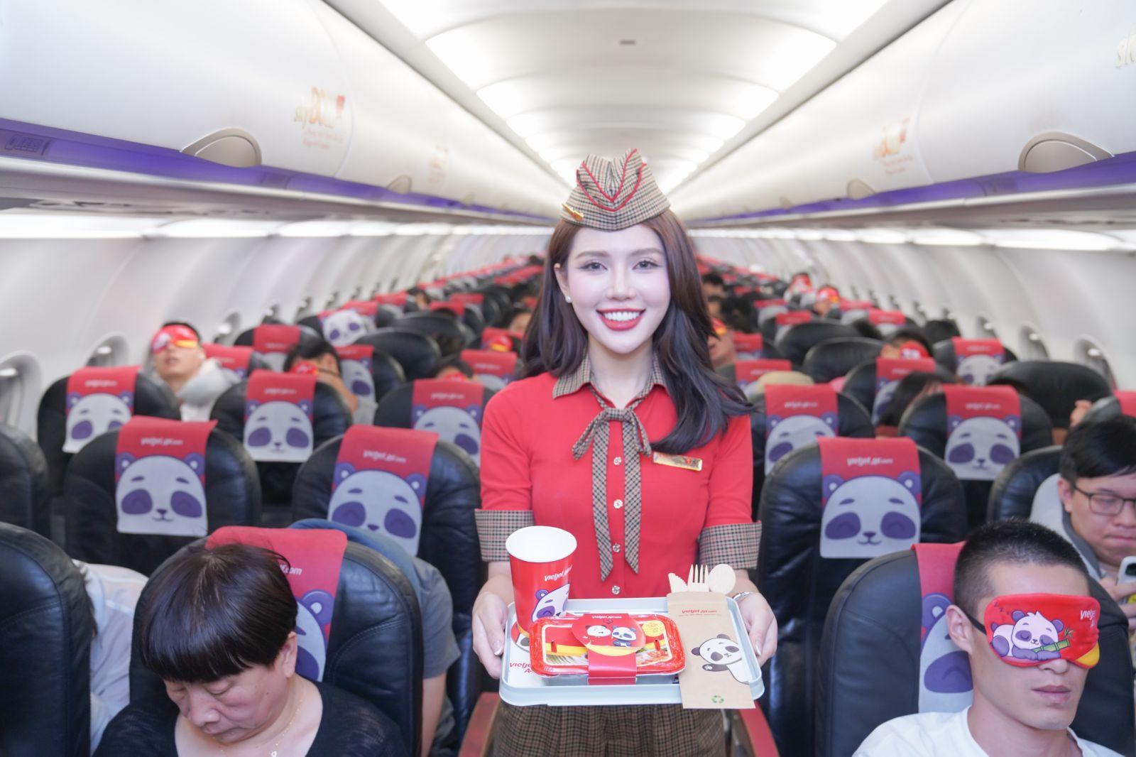 Ghé Thành Đô ngắm gấu trúc, cùng máy bay Amy Vietjet chào đón mùa thu - Ảnh 7.