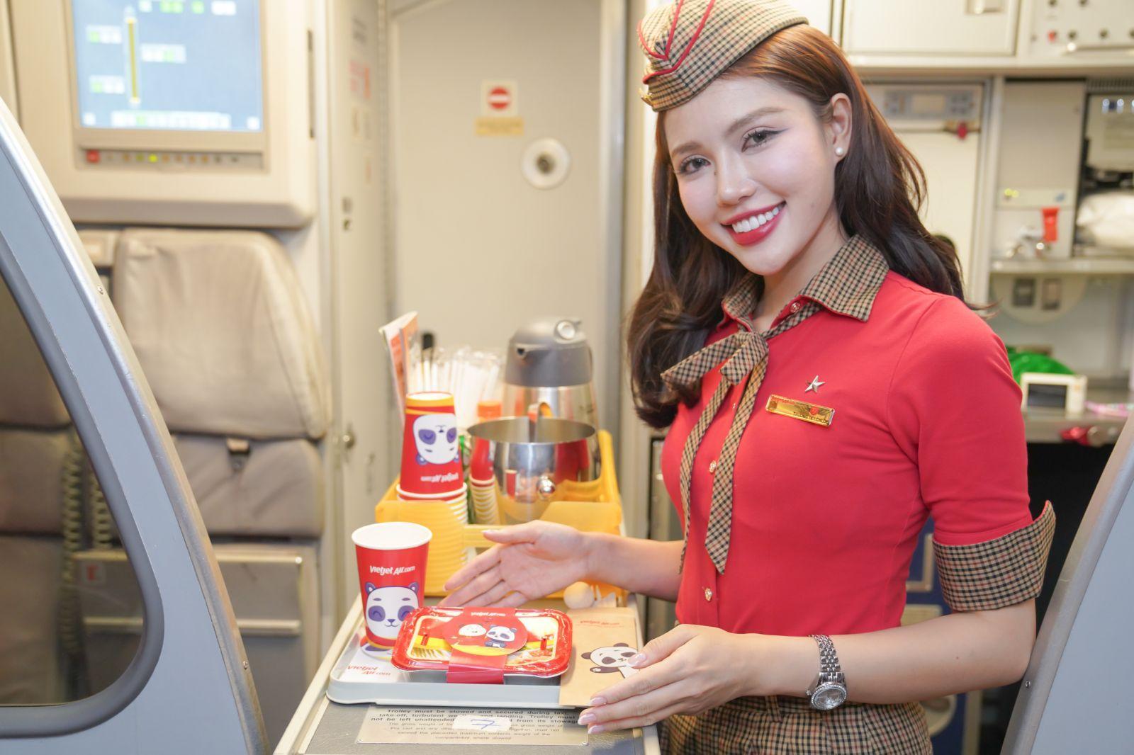 Ghé Thành Đô ngắm gấu trúc, cùng máy bay Amy Vietjet chào đón mùa thu - Ảnh 8.