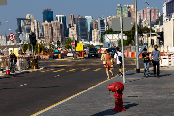 Trung Quốc: C&aacute;c th&agrave;nh phố oi bức v&igrave; nắng n&oacute;ng kỷ lục, vụ trồng l&uacute;a bị ảnh hưởng- Ảnh 1.