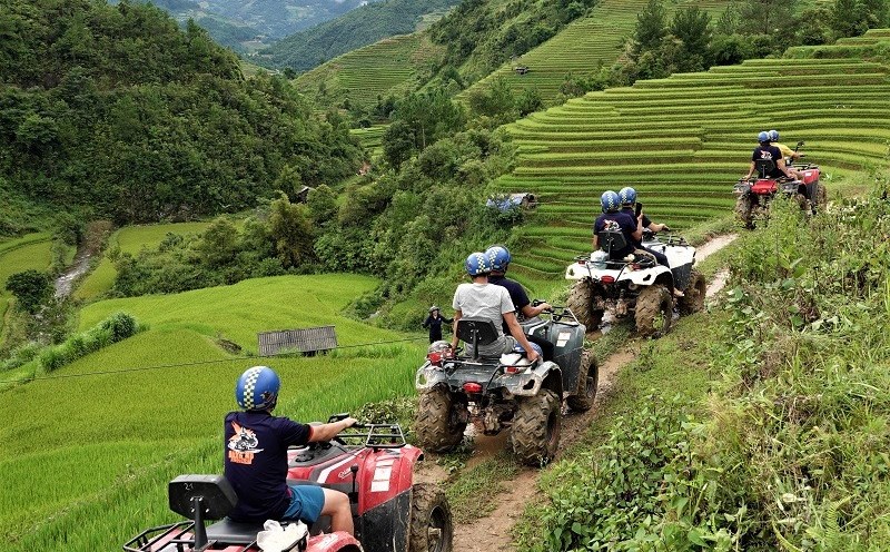 Huyện miền núi lọt danh sách "điểm đến có vẻ đẹp siêu thực", cách Hà Nội 300km, đường lên khó hơn Sa Pa- Ảnh 4. Huyện miền núi lọt danh sách "điểm đến có vẻ đẹp siêu thực", cách Hà Nội 300km, đường lên khó hơn Sa Pa- Ảnh 4.