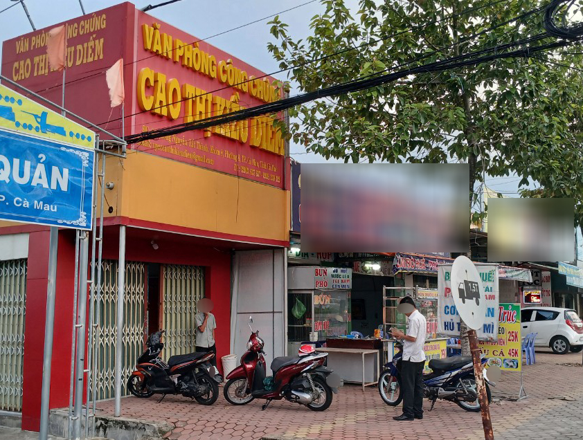 Bắt một giám đốc văn phòng công chứng vì chứng thực mua bán xe khống- Ảnh 1. Bắt một giám đốc văn phòng công chứng vì chứng thực mua bán xe khống- Ảnh 1.