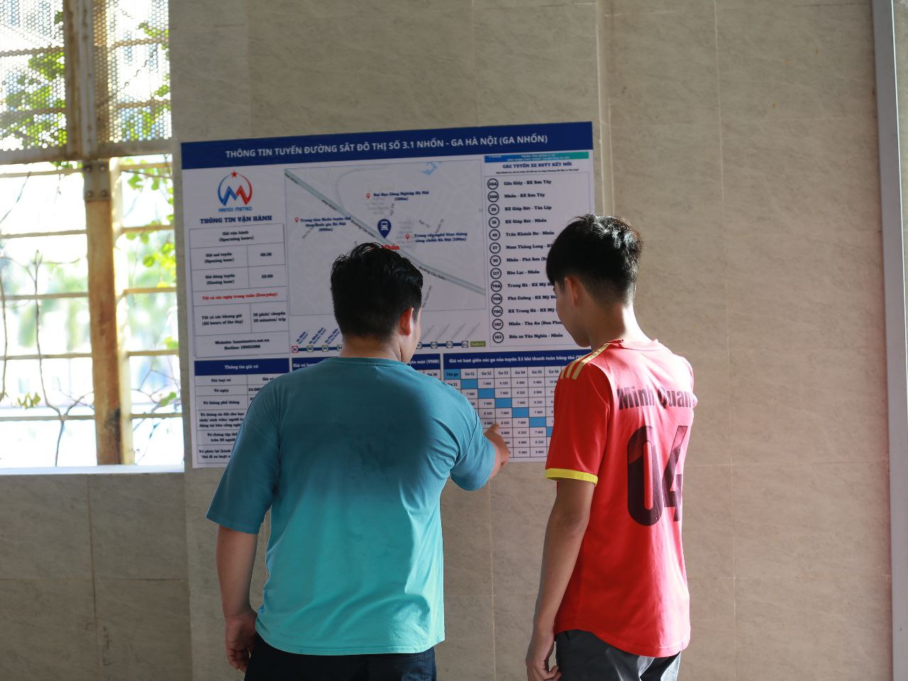 Ngay lúc này: Metro Nhổn - ga Hà Nội bắt đầu đón những vị khách đầu tiên, nhiều trải nghiệm vô cùng thú vị!- Ảnh 6.