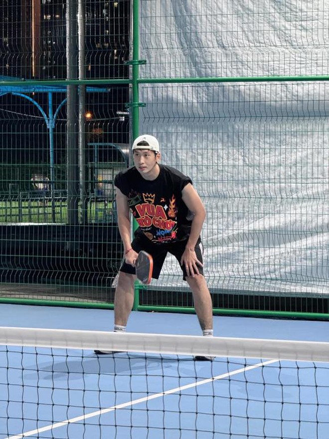 Cặp đôi diễn viên - "anh tài" Vbiz lộ ảnh hẹn hò, có cử chỉ ngọt ngào trên sân pickleball?- Ảnh 7.