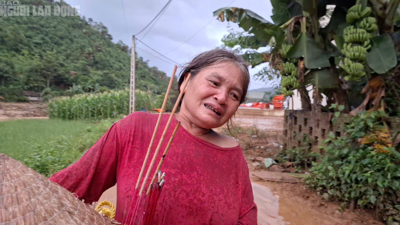 Hiện trường lũ quét Lào Cai: Gần 100 người chết và mất tích - Ảnh 2.