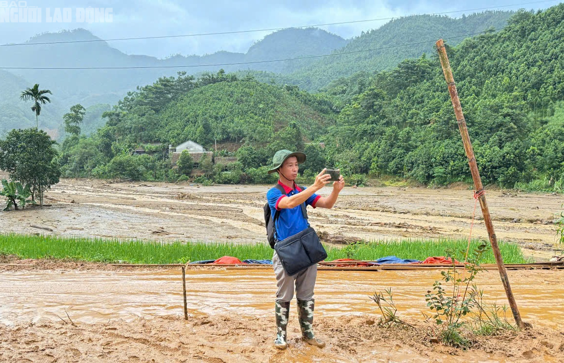 Hiện trường lũ quét Lào Cai: Gần 100 người chết và mất tích - Ảnh 12.