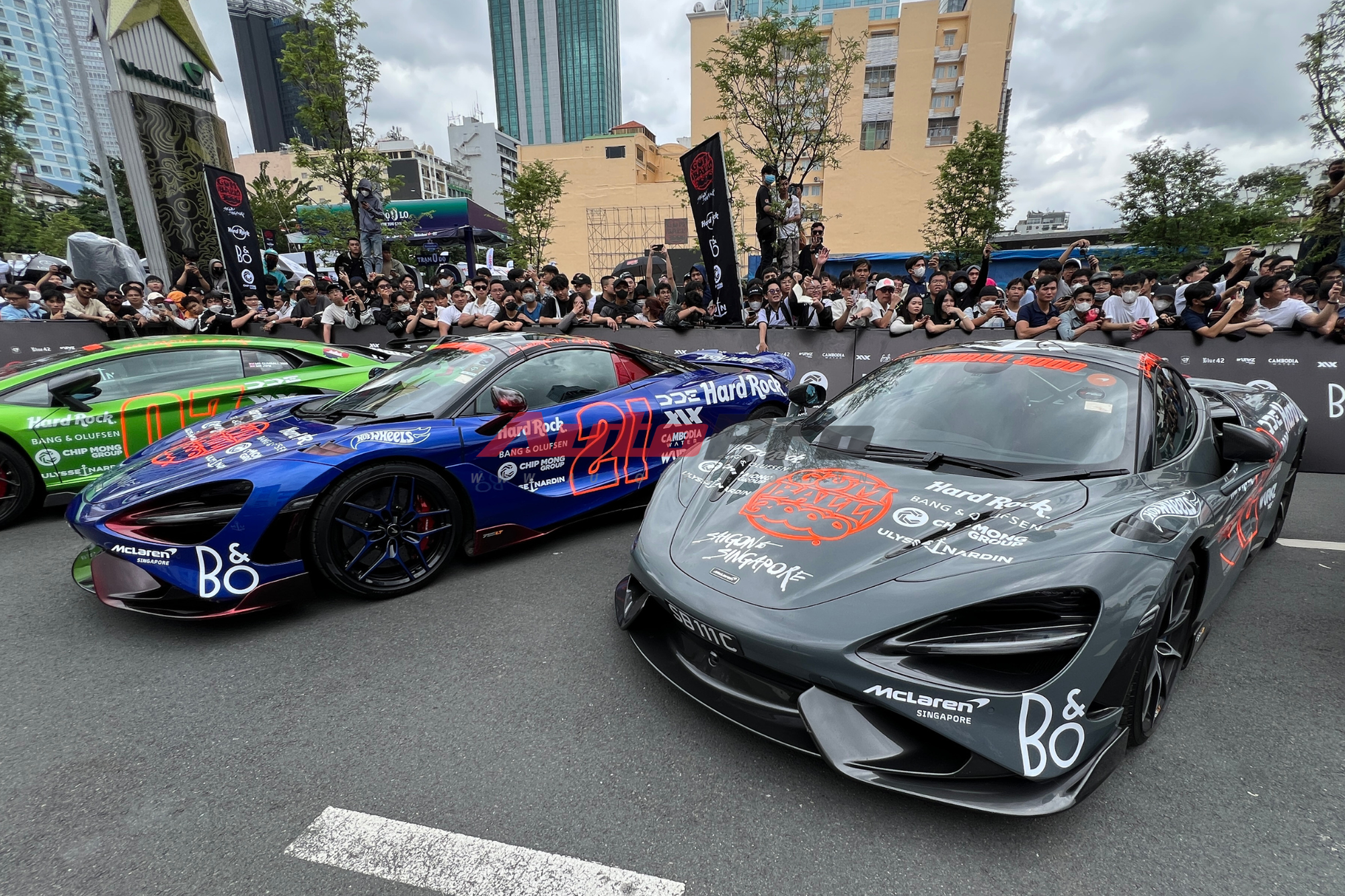 Gumball 3000: Phú bà Singapore một mình cầm lái McLaren 765LT từ TP HCM 'về nhà'- Ảnh 3.