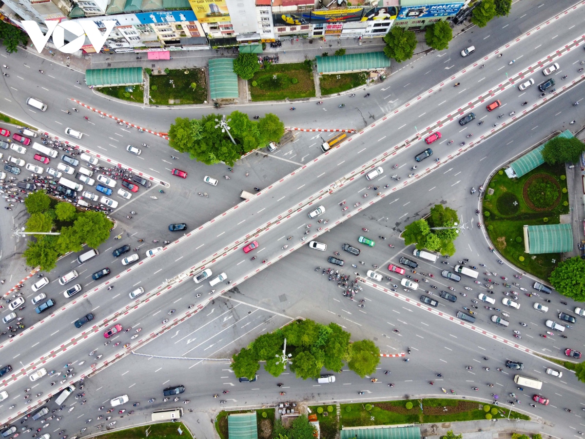 Sửa quy định về tín hiệu giao thông: Gặp trường hợp này dù đèn xanh ...