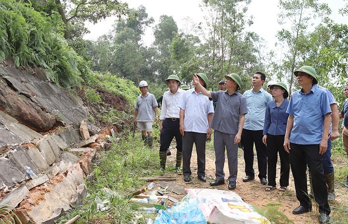 Bắc Giang công bố tình huống khẩn cấp sạt lở núi Y Sơn - Ảnh 1.