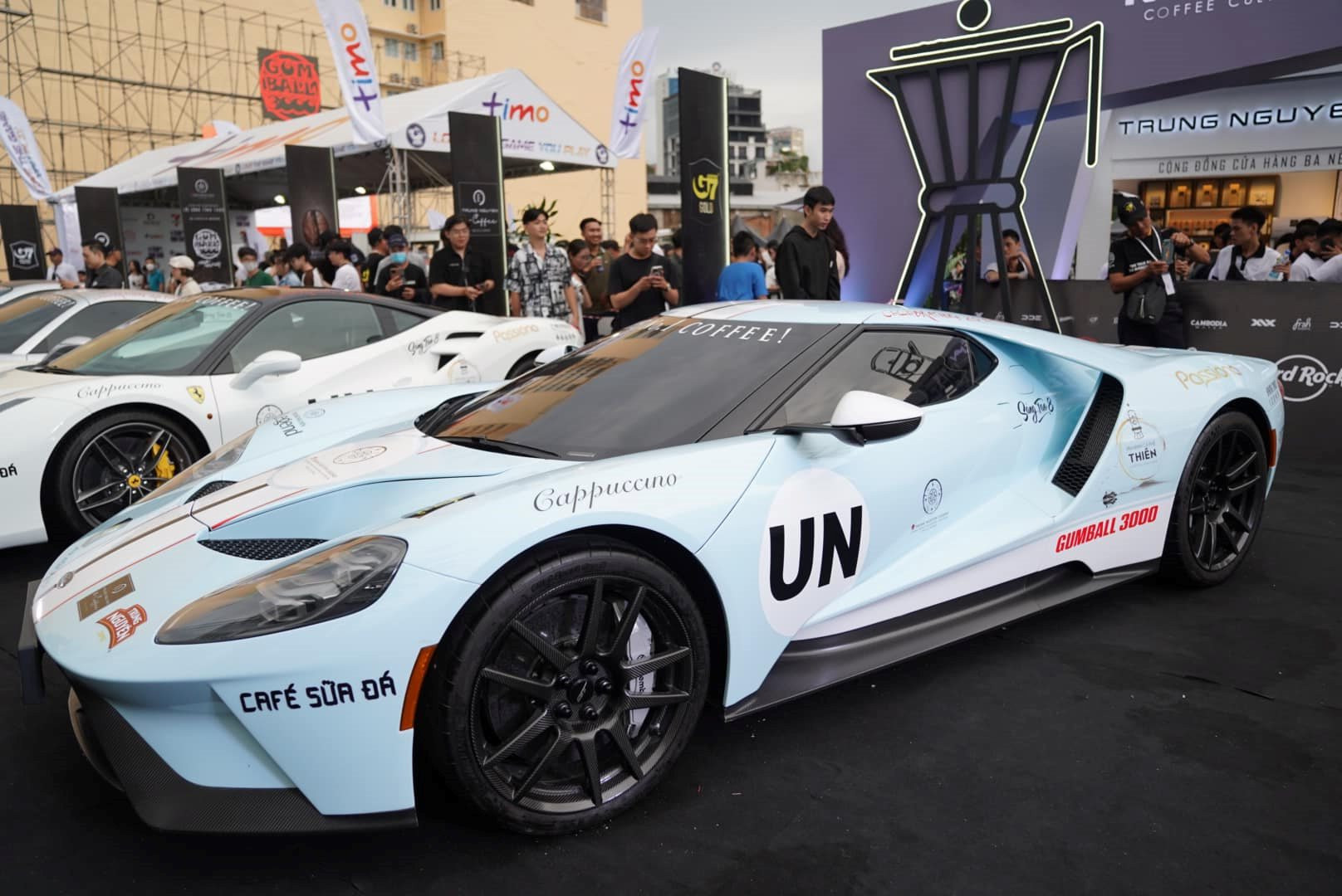 Dàn xe 3.000 tỷ của ông Đặng Lê Nguyên Vũ, VinFast có mặt tại Gumball 3000 - Ảnh 10.