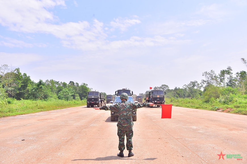 Binh chủng Pháo binh luyện tập diễu binh, diễu hành- Ảnh 11.