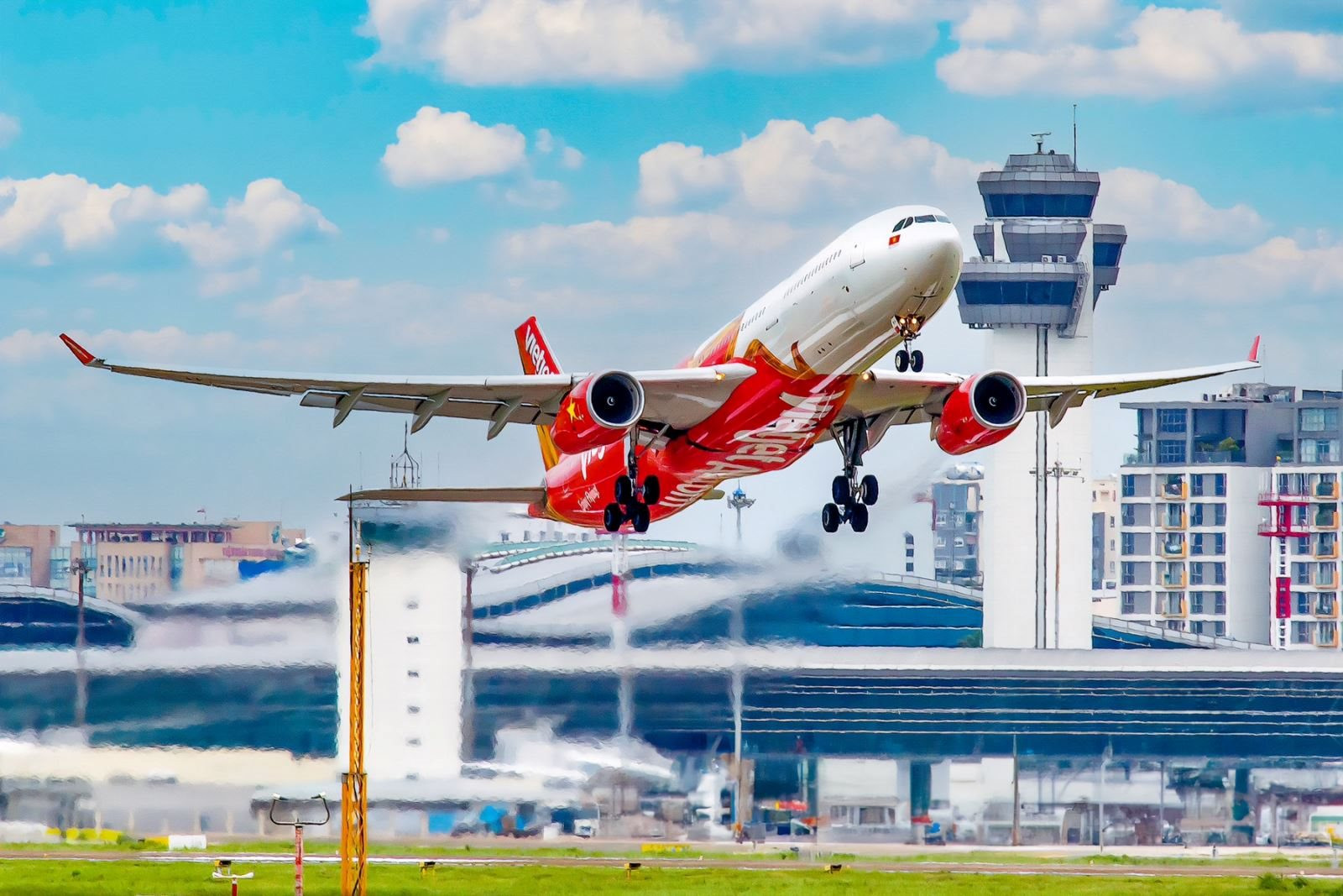 Tỷ phú Nguyễn Thị Phương Thảo: VietJet mang Phở Thìn và bánh mỳ Việt lên máy bay, máy bay Việt Nam bay tới đâu thì ‘bầu trời’ Việt Nam mở tới đó- Ảnh 2.