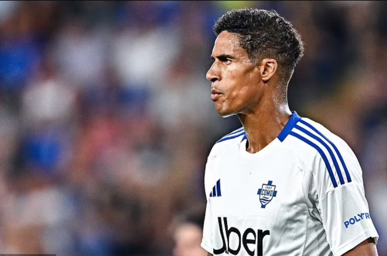 Trung vệ Raphael Varane cân nhắc treo giày vĩnh viễn- Ảnh 4.