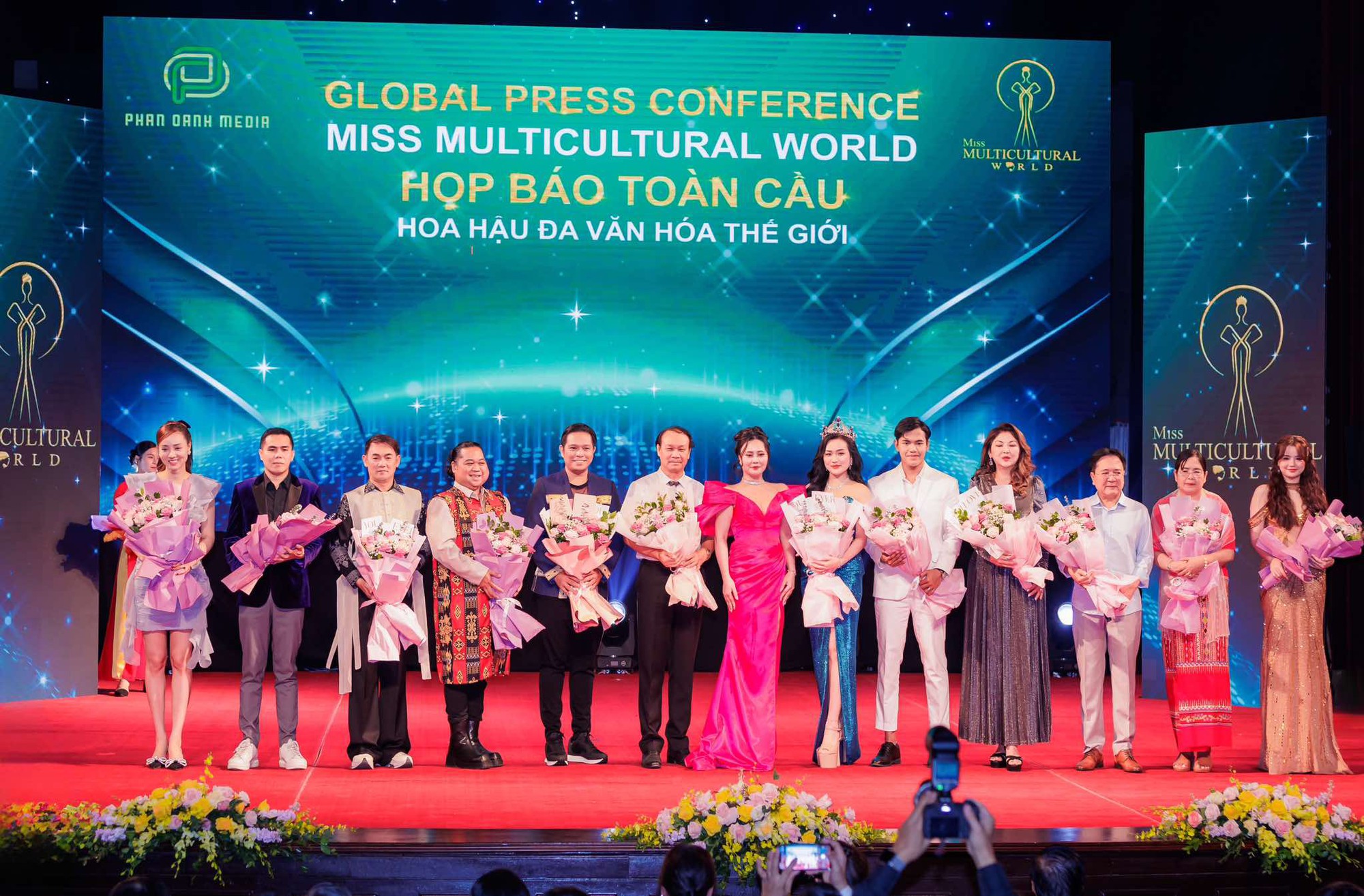 NSND Vương Duy Biên, NSND Nguyễn Hải ngồi "ghế nóng" Miss Multicultural World 2025- Ảnh 2.