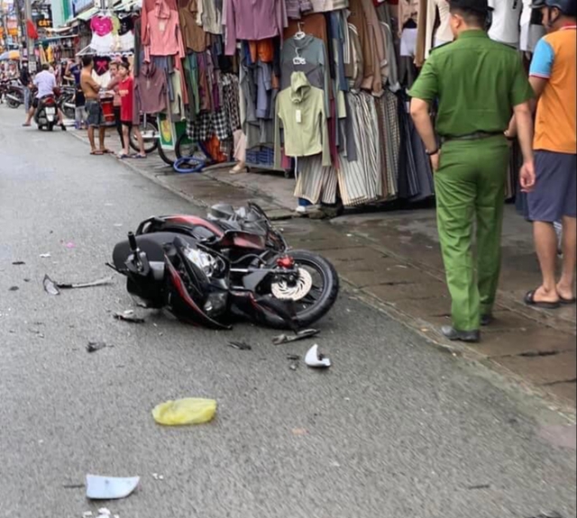 Ô tô “điên” tông hàng loạt xe máy ở Đồng Nai- Ảnh 2.