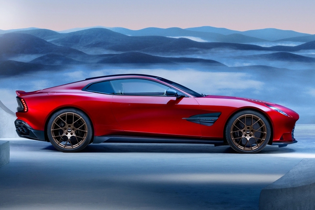 Mẫu xe huyền thoại Aston Martin Vanquish được hồi sinh - Ảnh 2.