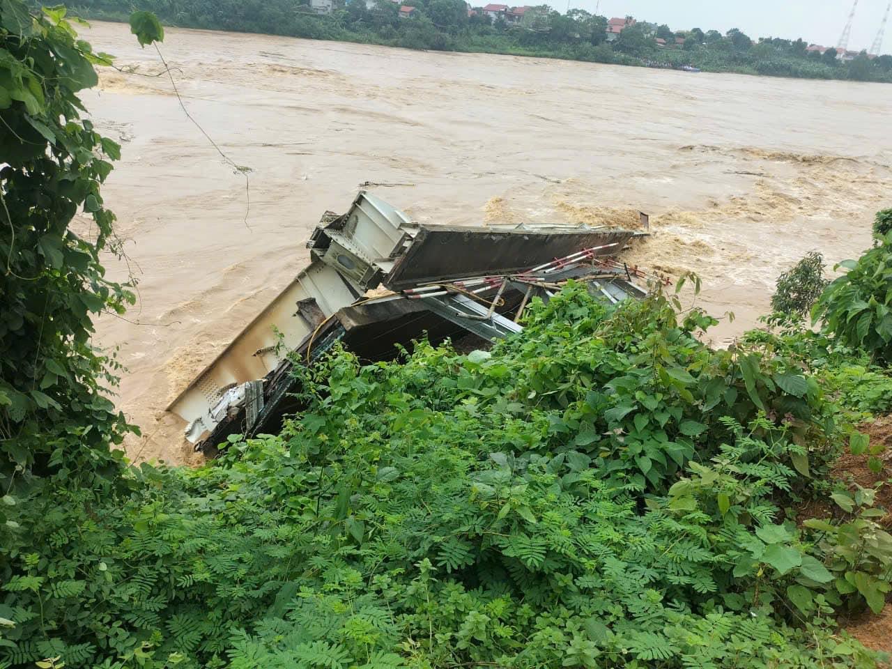 Nguyên nhân vụ sập cầu Phong Châu ở Phú Thọ - Ảnh 2.
