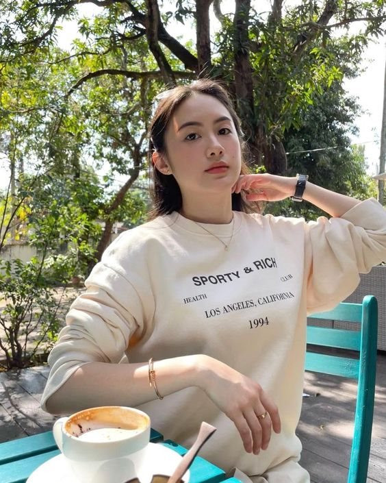 Bước qua tuổi 35, tôi nhận ra có 5 kiểu người không thể tiết kiệm được tiền, càng ngẫm càng thấy đúng!- Ảnh 2. Bước qua tuổi 35, tôi nhận ra có 5 kiểu người không thể tiết kiệm được tiền, càng ngẫm càng thấy đúng!- Ảnh 2.