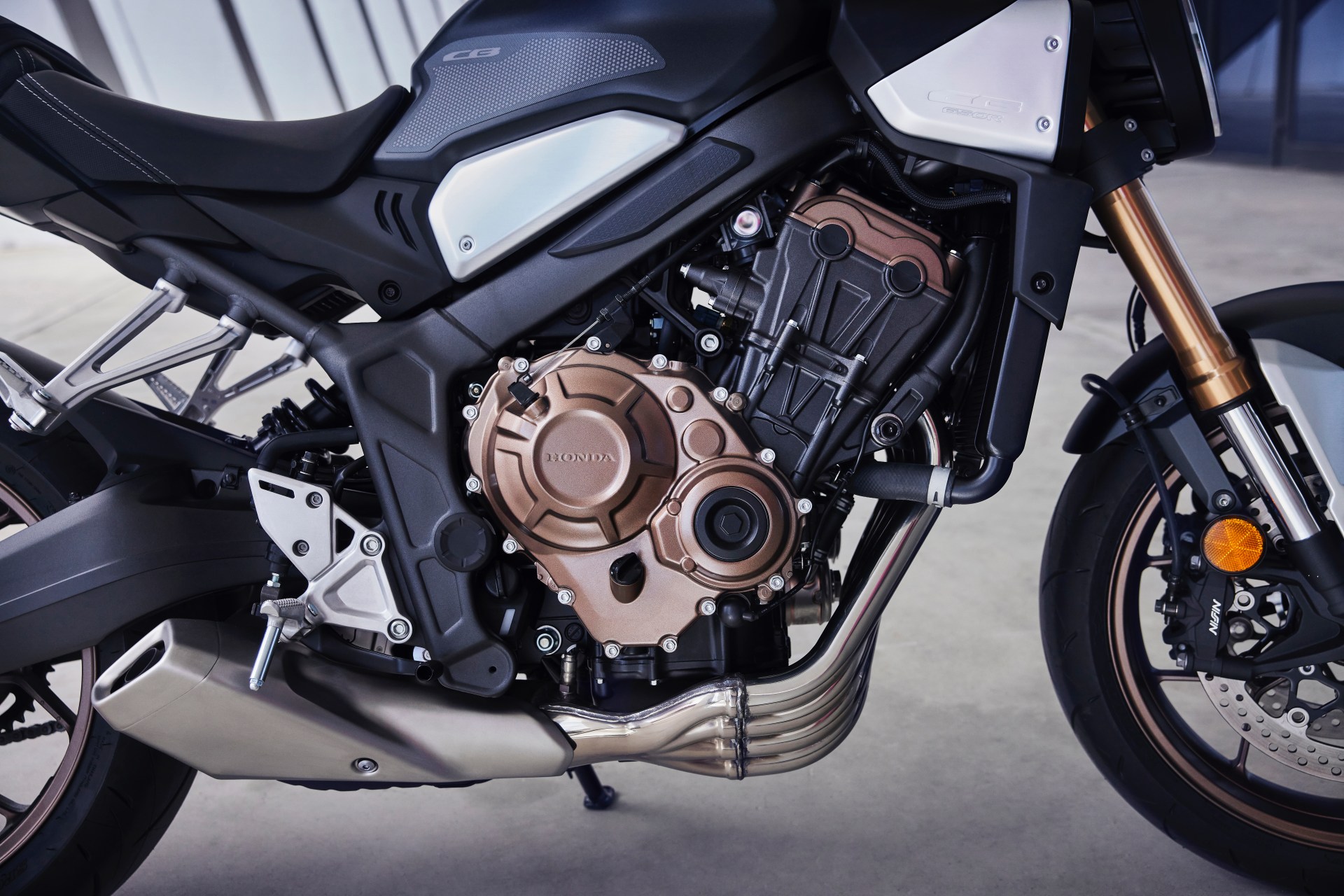 Loạt xe phân khối lớn Honda ra mắt Việt Nam: Có cả sport bike, naked bike, cào cào, thêm công nghệ mới thay đổi trải nghiệm lái- Ảnh 3. Loạt xe phân khối lớn Honda ra mắt Việt Nam: Có cả sport bike, naked bike, cào cào, thêm công nghệ mới thay đổi trải nghiệm lái- Ảnh 3.
