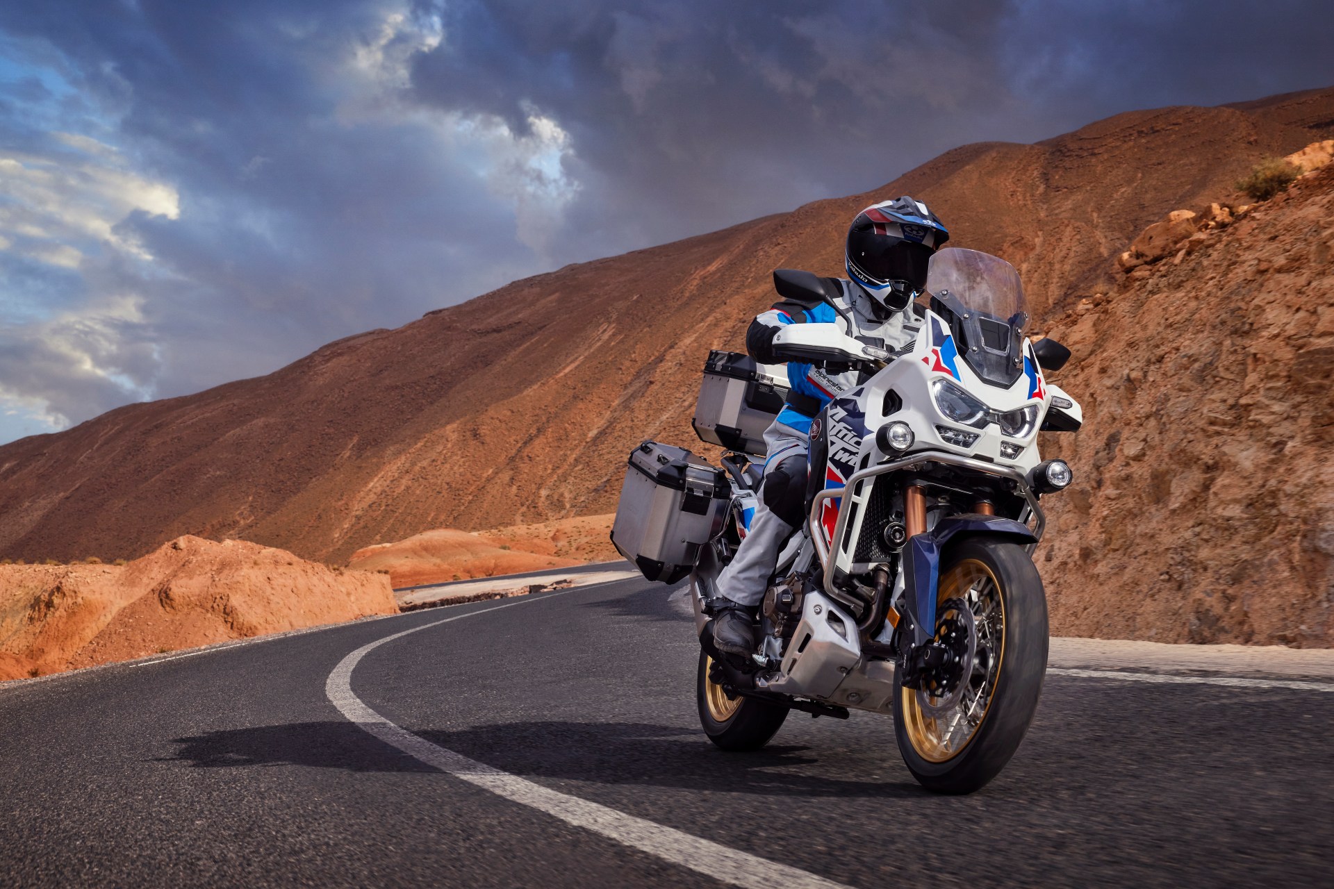 Loạt xe phân khối lớn Honda ra mắt Việt Nam: Có cả sport bike, naked bike, cào cào, thêm công nghệ mới thay đổi trải nghiệm lái- Ảnh 20. Loạt xe phân khối lớn Honda ra mắt Việt Nam: Có cả sport bike, naked bike, cào cào, thêm công nghệ mới thay đổi trải nghiệm lái- Ảnh 20.