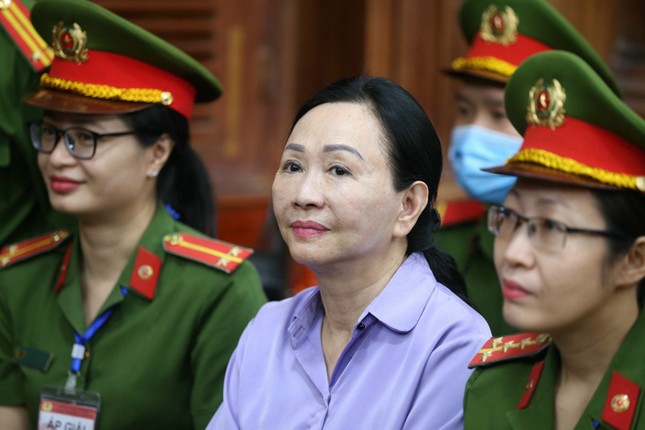 Vụ án Trương Mỹ Lan giai đoạn 2: Không ảnh hưởng quyền lợi của bị hại dù vắng mặt- Ảnh 1.