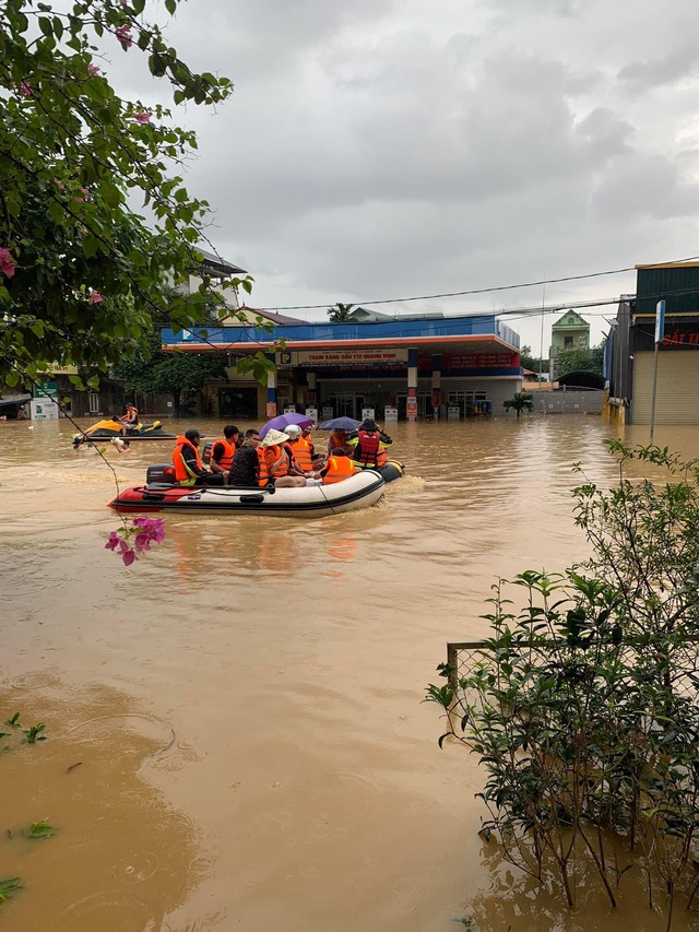 Lũ báo động ở Thái Nguyên, nhiều người dân kêu cứu- Ảnh 4.