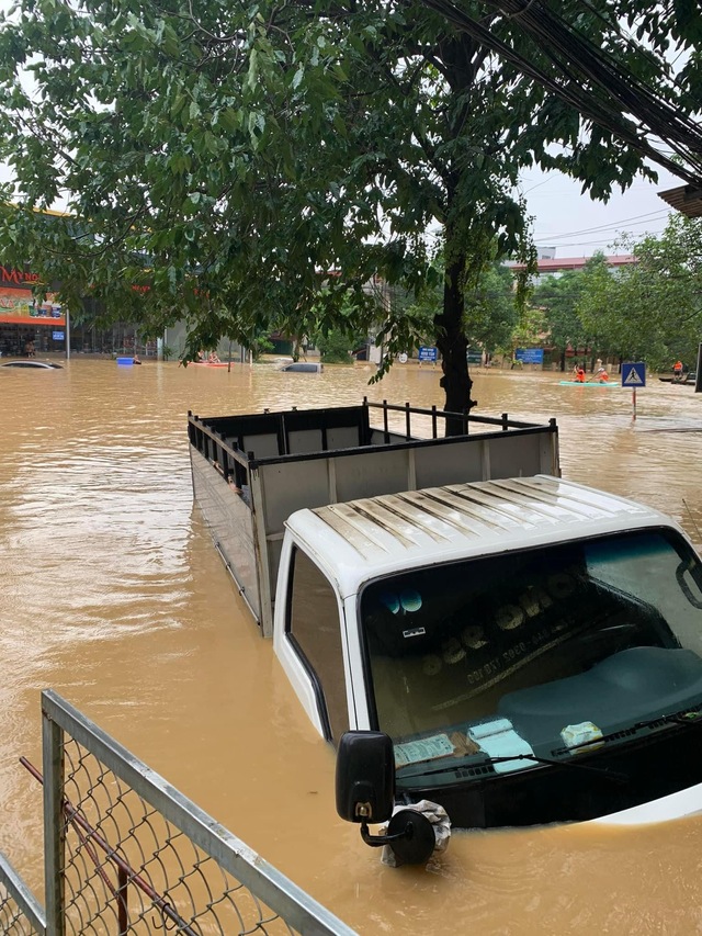 Lũ báo động ở Thái Nguyên, nhiều người dân kêu cứu- Ảnh 2.
