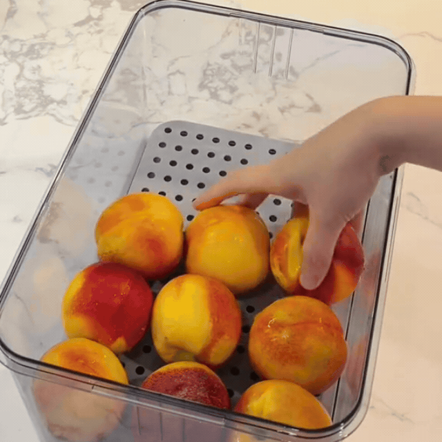 Nhìn cách cô gái dùng hộp để cất thực phẩm mà mê: Rau củ để cả tuần không hỏng, tủ lạnh sạch sẽ, gọn gàng- Ảnh 4. Nhìn cách cô gái dùng hộp để cất thực phẩm mà mê: Rau củ để cả tuần không hỏng, tủ lạnh sạch sẽ, gọn gàng- Ảnh 4.