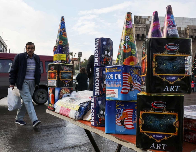 Thế giới tưng bừng đón năm mới 2025 với pháo hoa và lễ hội - Ảnh 7.