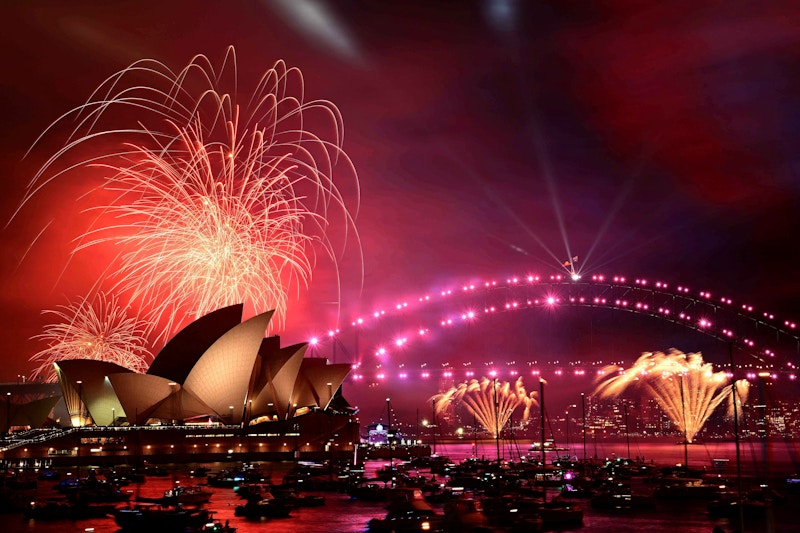 Thế giới tưng bừng đón năm mới 2025 với pháo hoa và lễ hội - Ảnh 11.