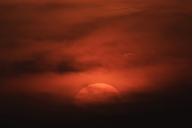 Thế giới tưng bừng đón năm mới 2025 với pháo hoa và lễ hội - Ảnh 5.