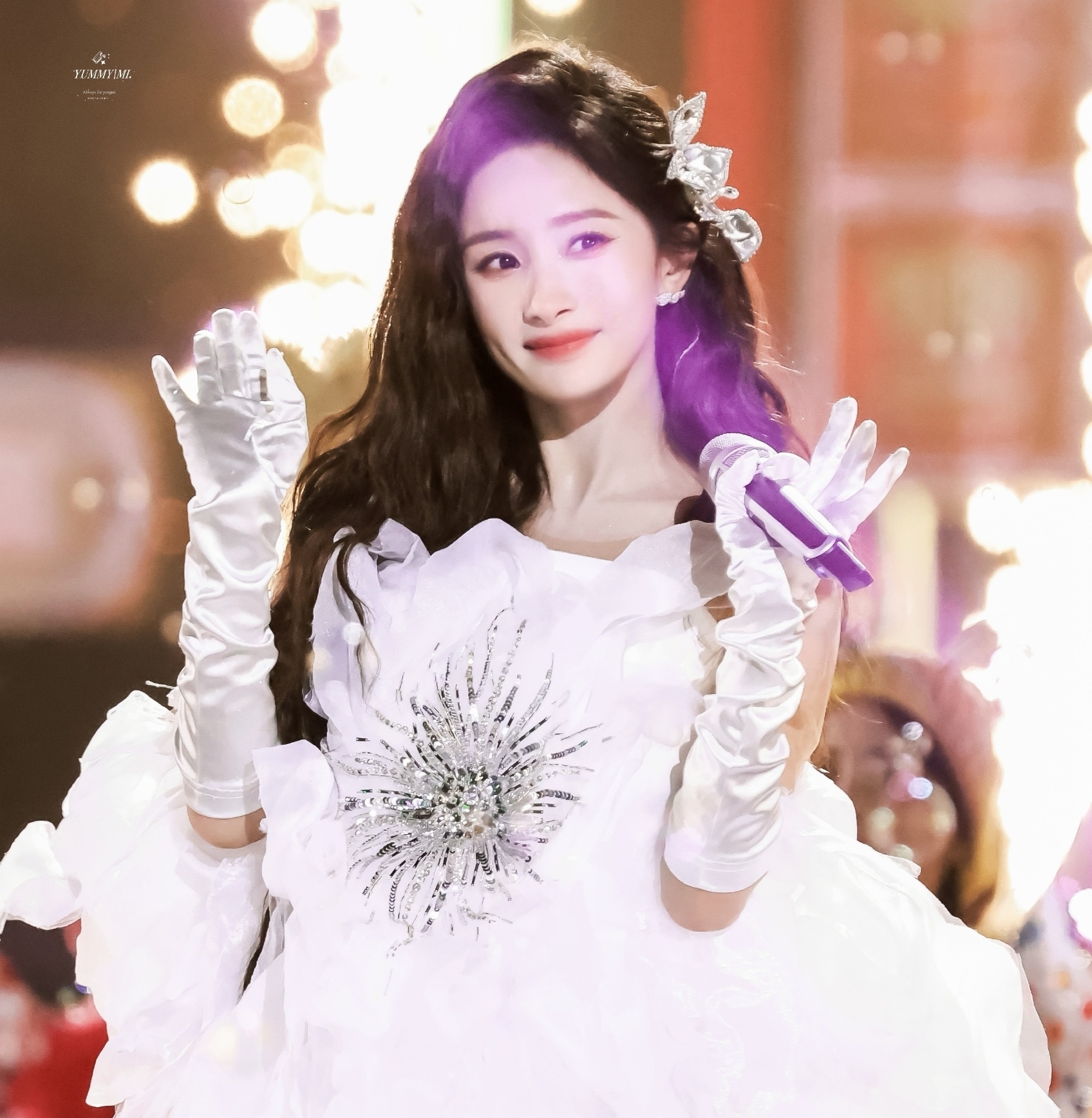 Mỹ nh&acirc;n đẹp nhất Đ&ecirc;m hội giao thừa 2025: Nhan sắc trời sinh để l&agrave;m đại minh tinh, gi&uacute;p nh&agrave; đ&agrave;i ph&aacute; kỷ lục rating - Ảnh 5.