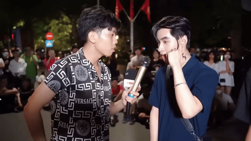 1 sao nam Vbiz bị từ chối t&igrave;nh cảm giữa phố đi bộ, nhưng nhan sắc v&agrave; th&aacute;i độ mới g&acirc;y sốt - Ảnh 4.