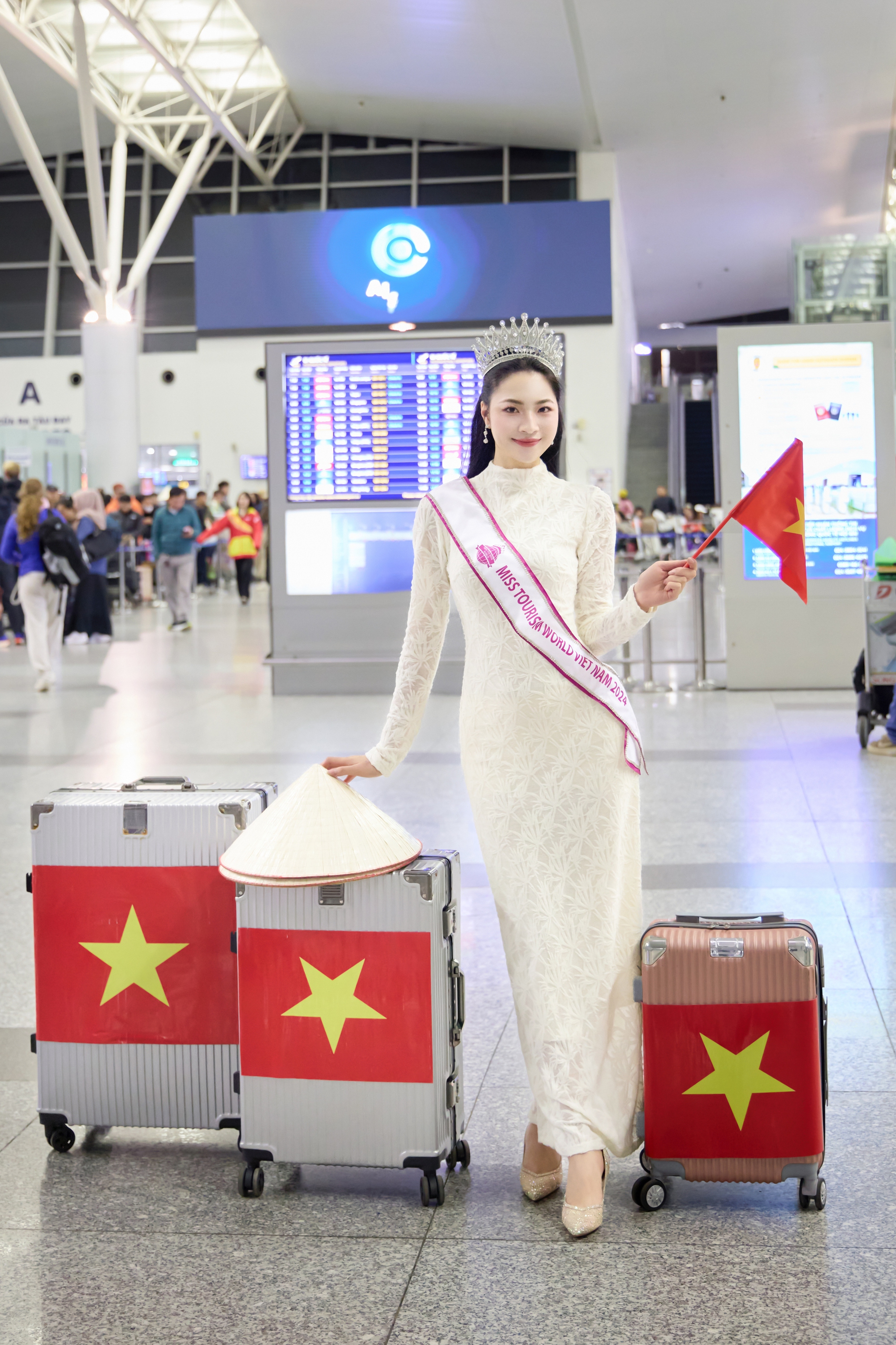 Nhan sắc &Aacute; hậu đại diện Việt Nam sang Trung Quốc dự thi Miss Tourism World 2024- Ảnh 1.
