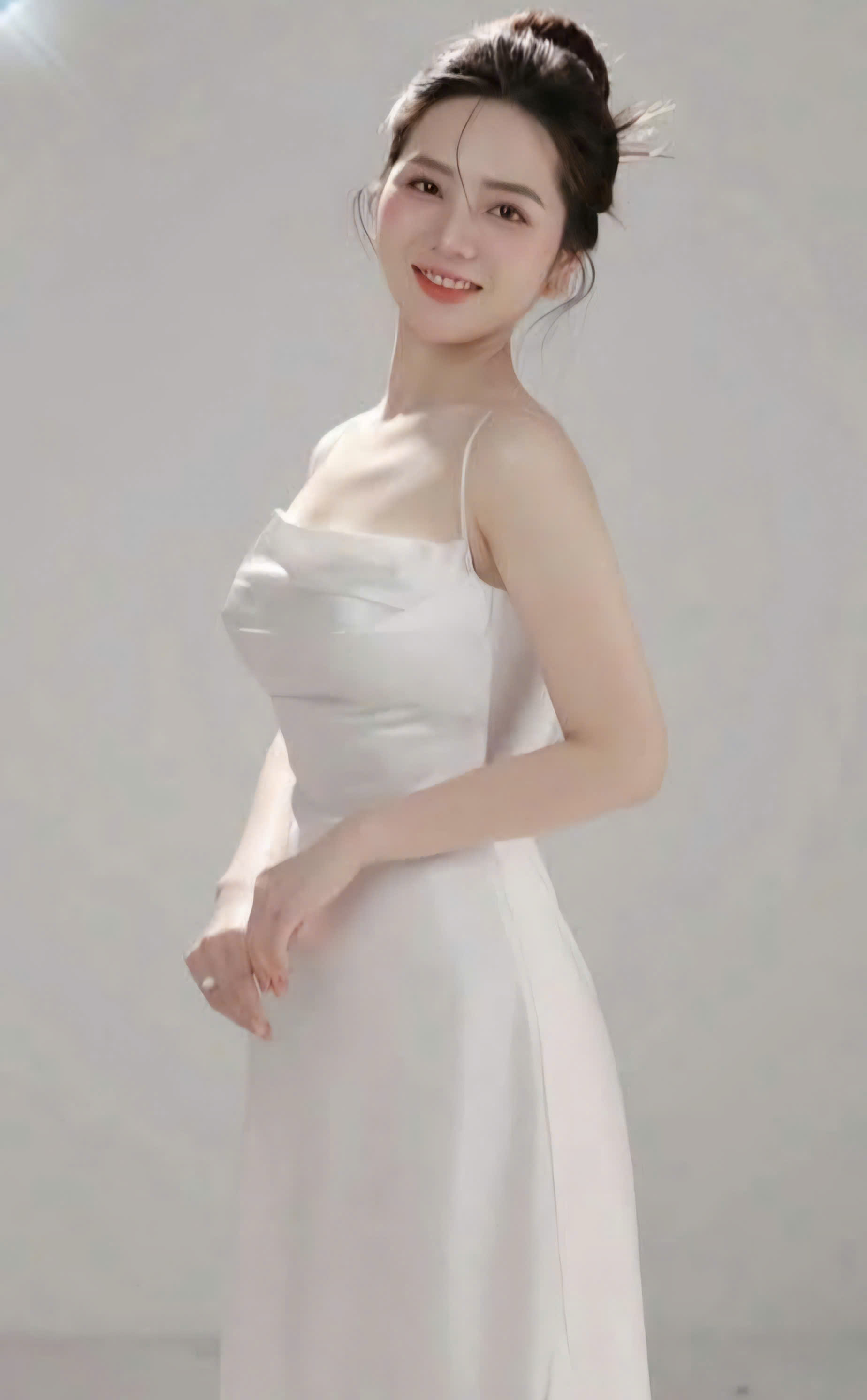 Người đẹp H&agrave; Nội đăng quang &aacute; hậu 1 Hoa hậu Biển Việt Nam - Ảnh 4.