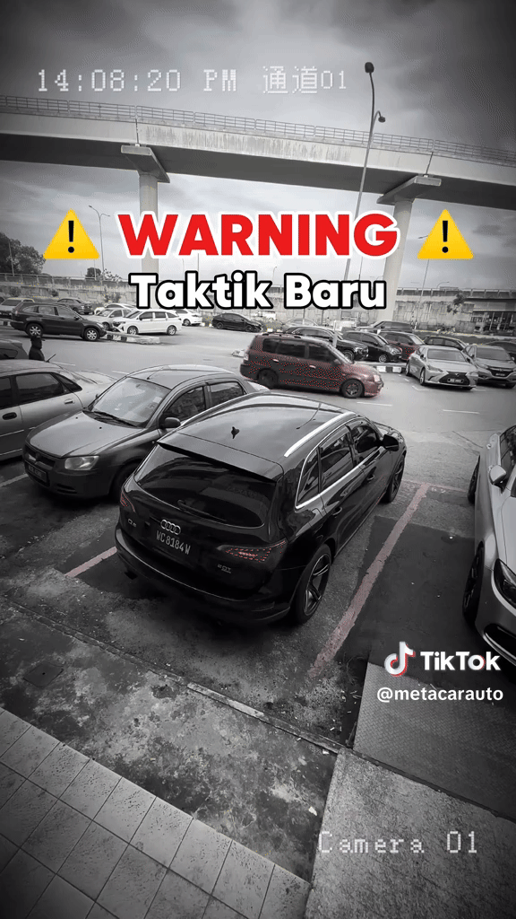 Thấy không nhìn được camera lùi, tài xế xuống xe kiểm tra, nào ngờ vài giây sau đã hối hận - Ảnh 2.