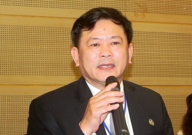 Luật sư Trần Đình Triển bị kết án tù Vì bài viết trên Facebook - Ảnh 1.