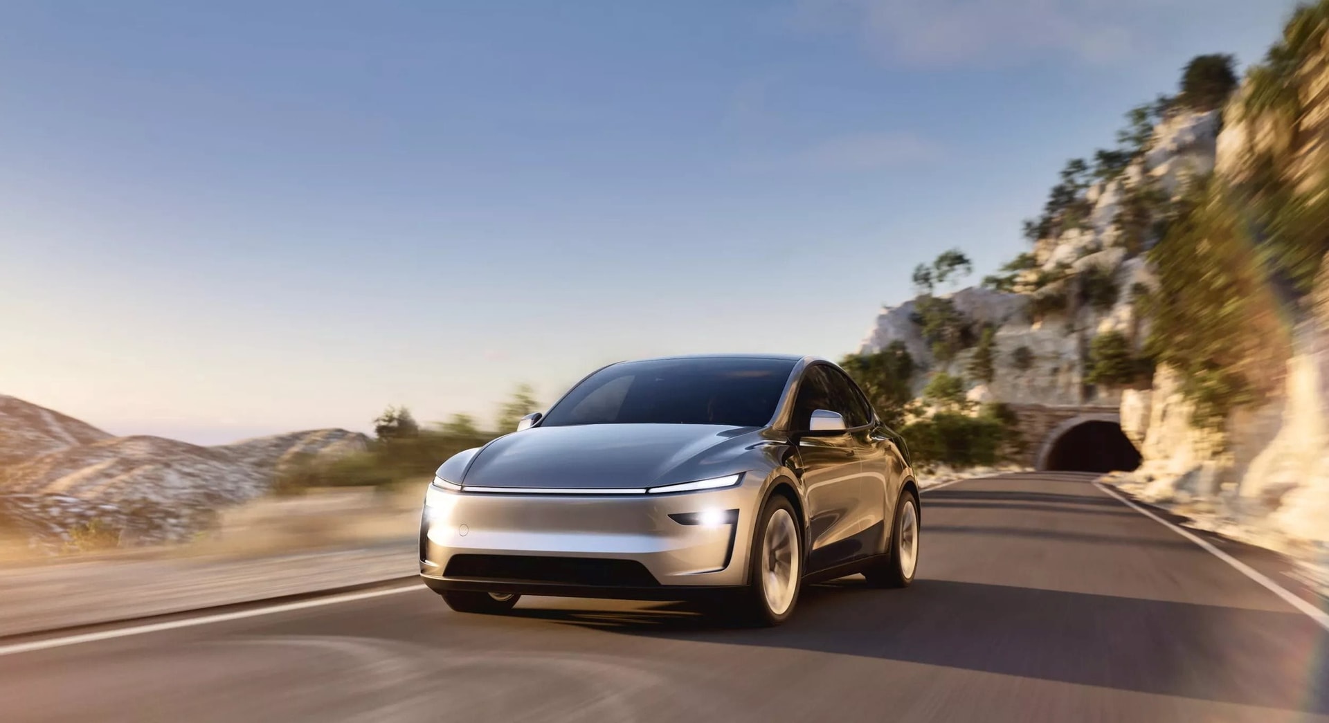 Tesla Model Y 2025 ra mắt: Xe điện bán chạy nhất thế giới nhanh hơn, tương lai hơn và đắt hơn - Ảnh 2.