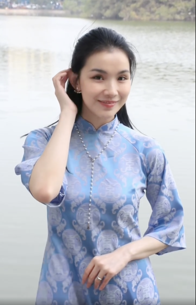 Hoa hậu đăng quang 17 năm trước bất ngờ gây sốt với clip 38 giây, ai xem xong cũng nói câu này - Ảnh 5. Hoa hậu đăng quang 17 năm trước bất ngờ gây sốt với clip 38 giây, ai xem xong cũng nói câu này - Ảnh 5.