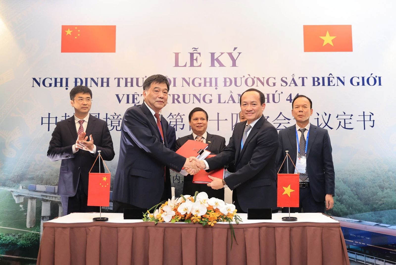 Kỷ lục chưa từng có về giao thông năm 2024: Cú chốt thế kỷ 67,3 tỷ USD cùng loạt dự án tỷ đô 'cất cánh' - Ảnh 20.