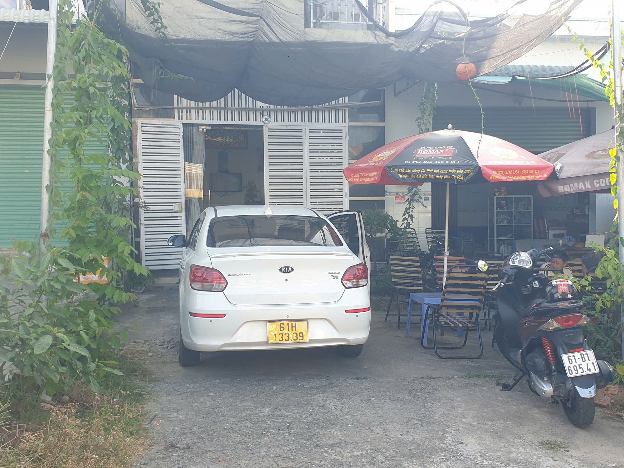 Diễn biến mới vụ đánh hội đồng tài xế ô tô ở Bình Dương - Ảnh 1.