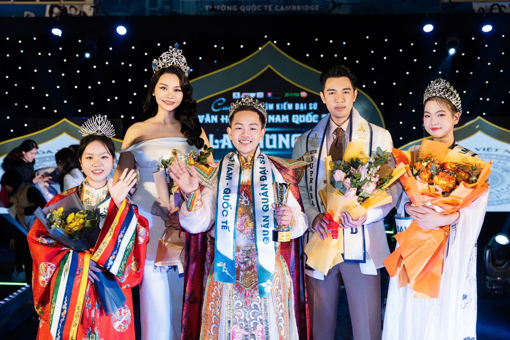 Chung kết cuộc thi t&igrave;m kiếm "Đại sứ Văn h&oacute;a Việt Nam Quốc tế 2025" quy tụ nhiều sao quốc tế- Ảnh 2.