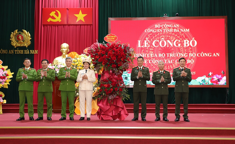 Bổ nhiệm cán bộ: Thượng tá Đỗ Thị Thu Hiền giữ chức Phó Giám đốc Công an tỉnh Hà Nam - Ảnh 5.