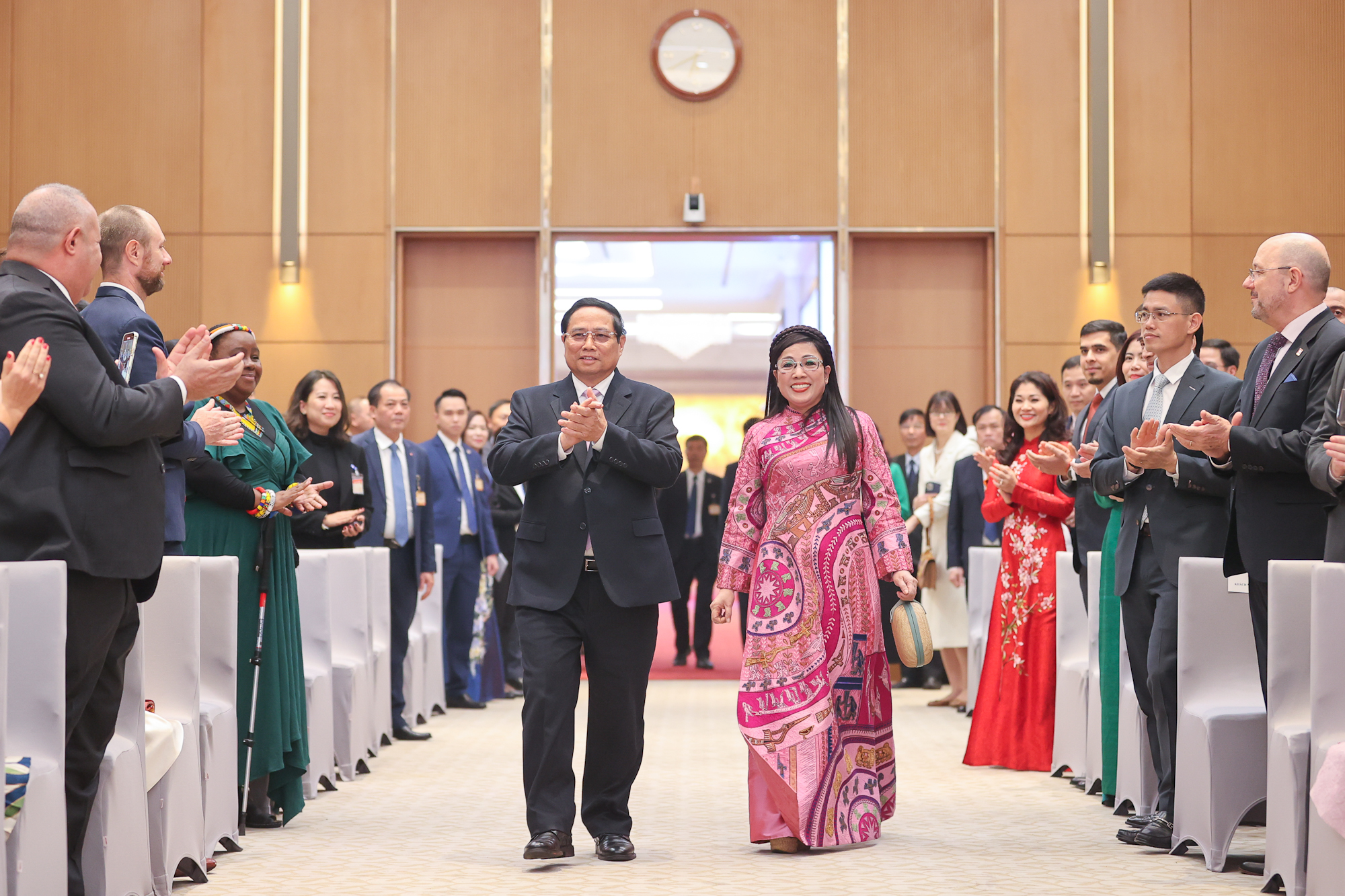 Thủ tướng Phạm Minh Chính chiêu đãi Đoàn Ngọai giao tại Hà Nội - Ảnh 1. Thủ tướng Phạm Minh Chính chiêu đãi Đoàn Ngọai giao tại Hà Nội - Ảnh 1.