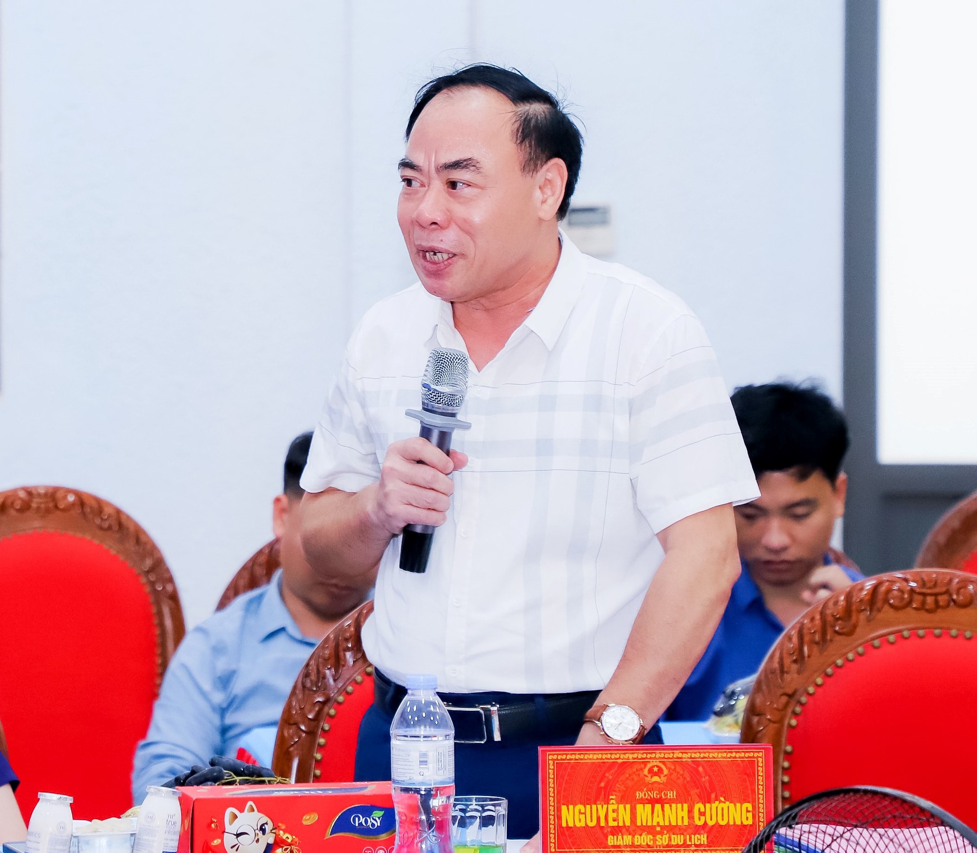 Giám đốc Sở Du lịch Nghệ An xin nghỉ hưu trước tuổi để tinh gọn bộ máy - Ảnh 1.