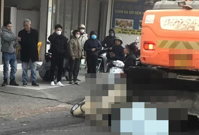 Hà Nội tai nạn máy xúc nghiêm trọng: Hai trẻ em tử vong tại Sóc Sơn - Ảnh 1.