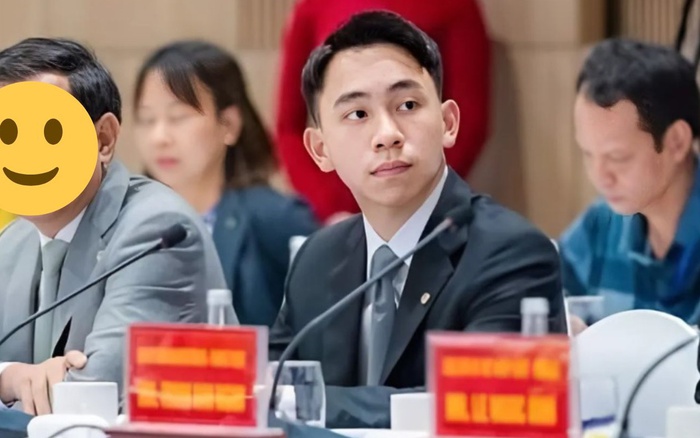 Thiếu gia Vingroup - Chồng Á hậu Phương Nhi: Tổng tài 2K hiếm hoi lộ mặt, zoom cận góc nghiêng ngày đi hỏi vợ khiến nhiều người trầm trồ - Ảnh 1.