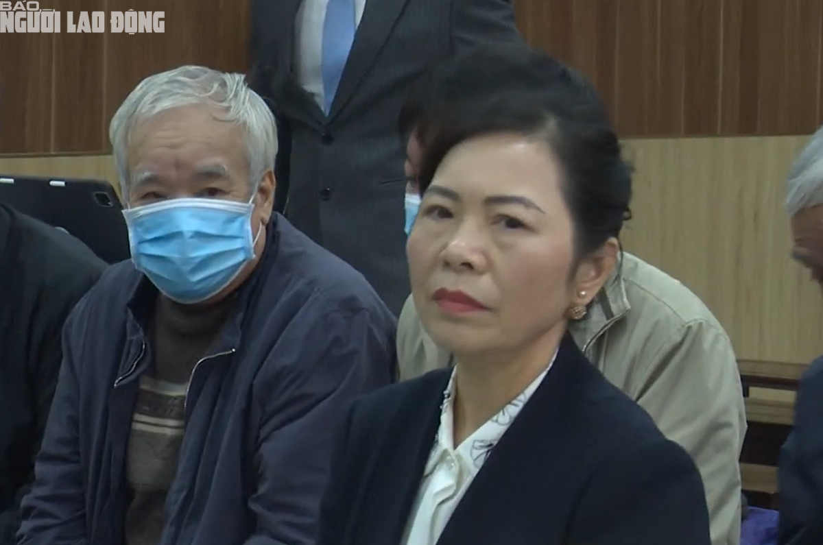 Nữ cựu giám đốc Sở Tài chính Thanh Hóa khai gì trước tòa?- Ảnh 1. Nữ cựu giám đốc Sở Tài chính Thanh Hóa khai gì trước tòa?- Ảnh 1.