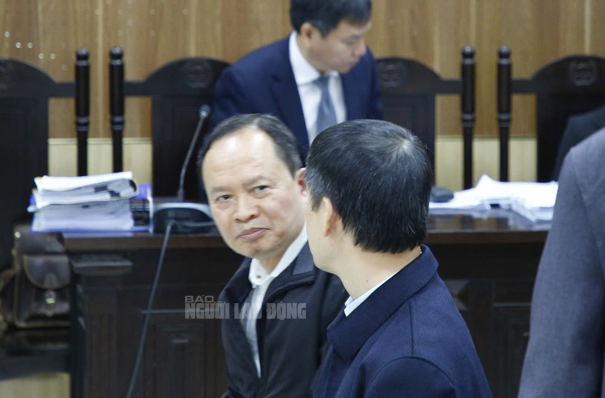 Nữ cựu giám đốc Sở Tài chính Thanh Hóa khai gì trước tòa?- Ảnh 4. Nữ cựu giám đốc Sở Tài chính Thanh Hóa khai gì trước tòa?- Ảnh 4.
