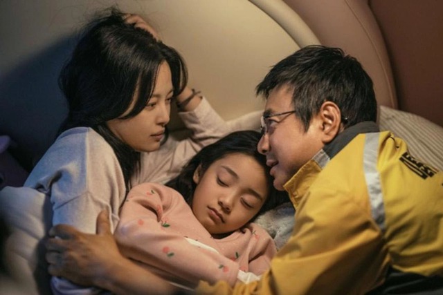 Đời lao dốc ở tuổi trung ni&ecirc;n, trưởng ph&ograve;ng th&agrave;nh shipper: Lộ ra 3 điều phải đấu tranh đến c&ugrave;ng để "kh&ocirc;ng bị ch&ocirc;n v&ugrave;i" - Ảnh 3.